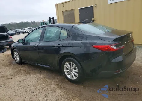 2025 Toyota Camry Le z USA, uszkodzony, nr VIN 4T1DAACK0SU035923